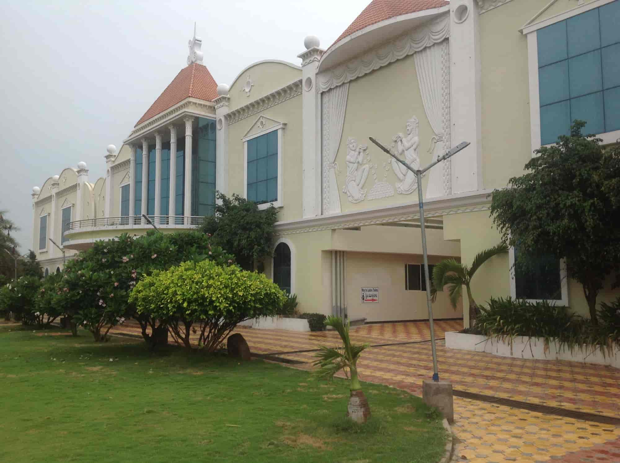 Laxmi Gardens Function Hall