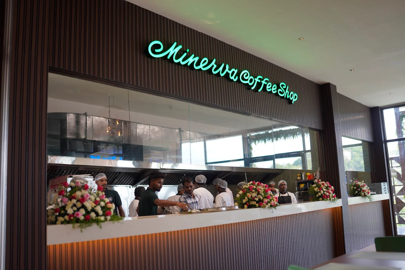 Minerva Coffee Shop & Blue Fox Restaurant